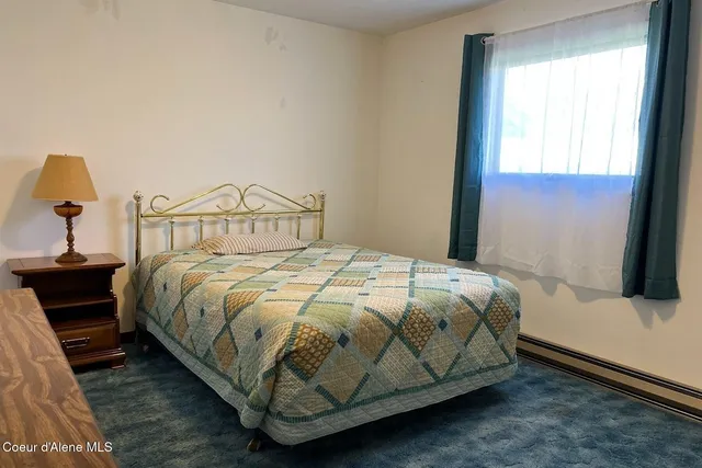 $395,000 | 321 High Street, Priest River, ID 83856