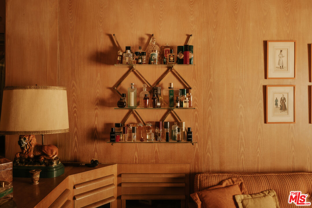 10934 Bellagio Road Los Angeles, CA 90077 - Photo 31 of 47 a view of a room with gym equipment