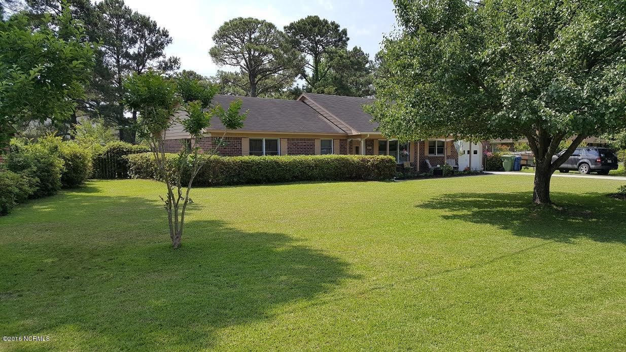 303 North Hampton Road Wilmington, NC 28409 - Photo 18 of 18 17 Front