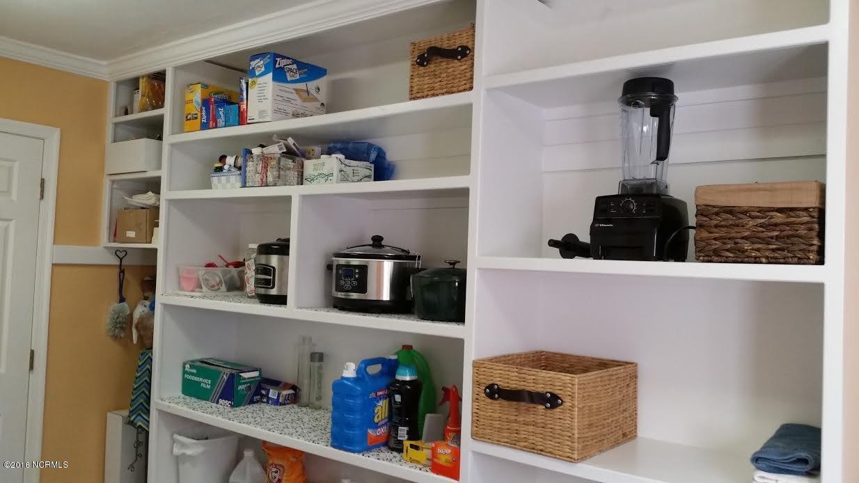 303 North Hampton Road Wilmington, NC 28409 - Photo 10 of 18 9 Laundry Pantry
