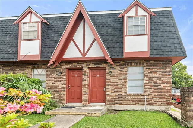 $1,325 | 4217 Arbor Court, Unit A, Kenner, LA 70065