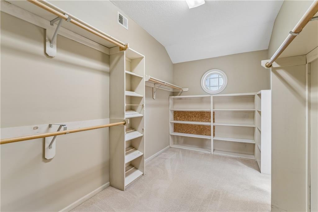 14936 Rhodes Circle Lenexa, KS 66215 - Photo 31 of 87