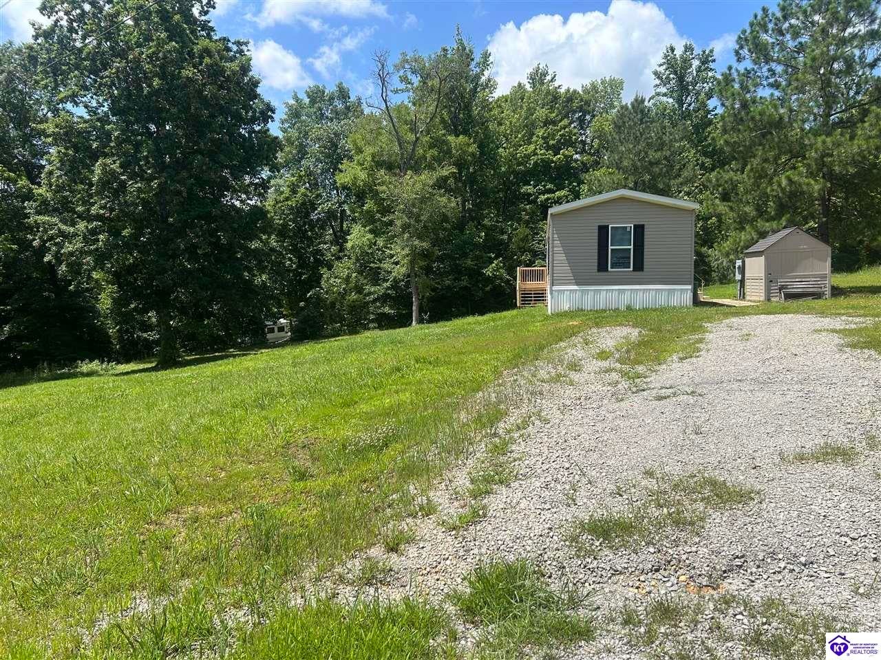 875 Lock 5 Road Roundhill, KY 42275 - Photo 13 of 16 Gallery Image 13
