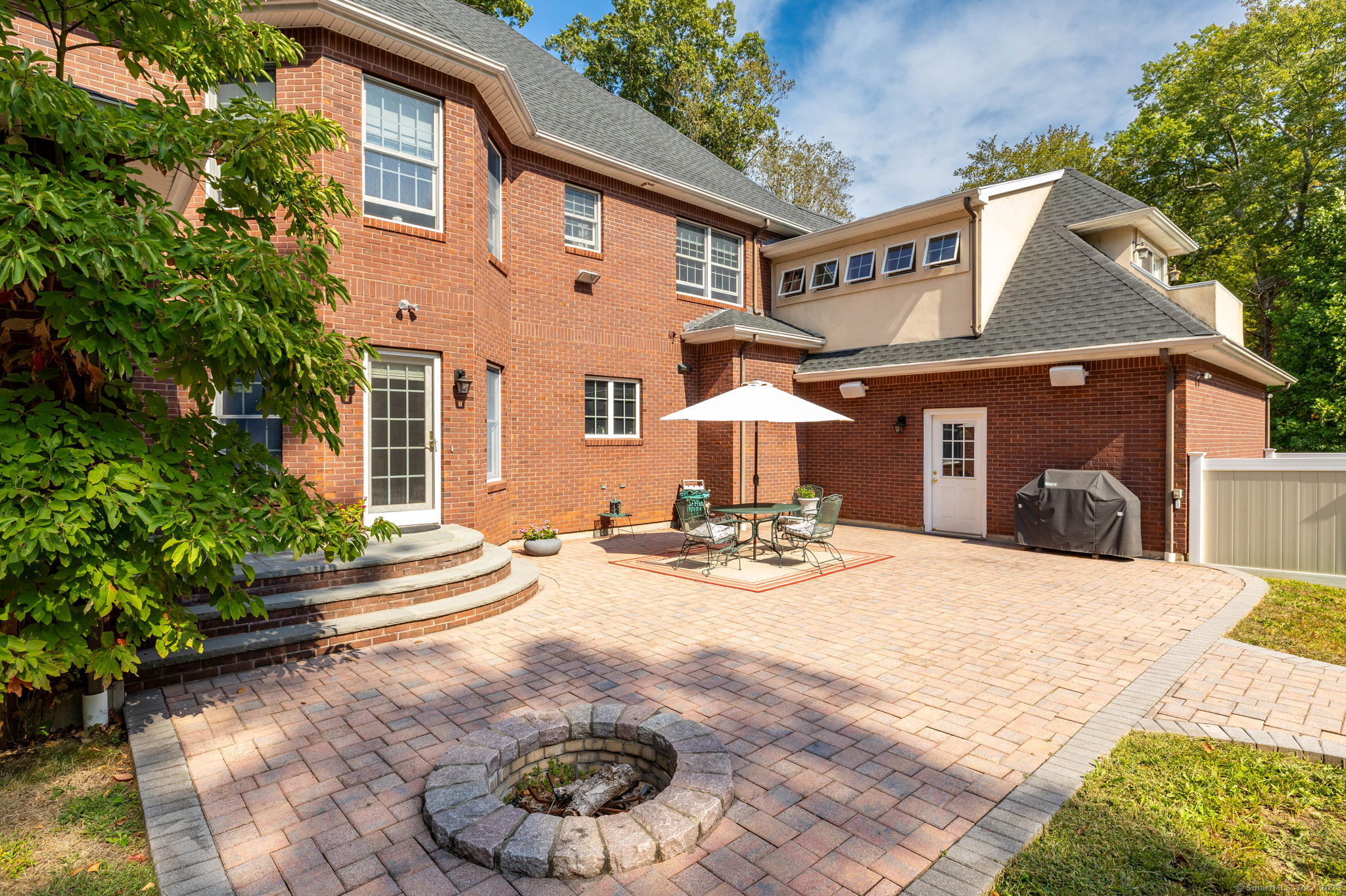 126 Cooke Road Wallingford, CT 06492 - Photo 14 of 39