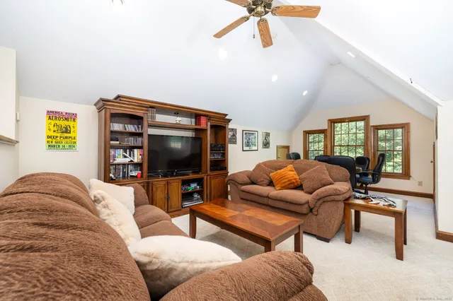 $879,000 | 126 Cooke Road, Wallingford, CT 06492