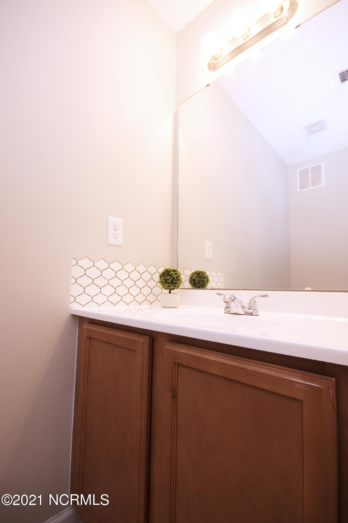 9009 Banister Loop Jacksonville, NC 28546 - Photo 17 of 35 DSC03153