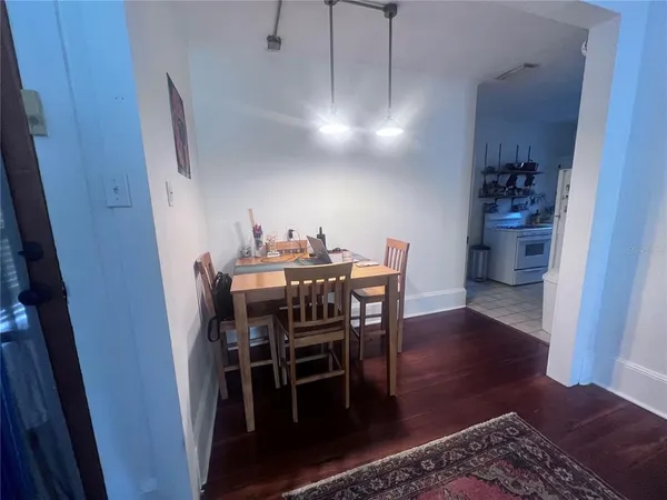 $4,500 | 2707 Northwest 4th Avenue, Gainesville, FL 32607