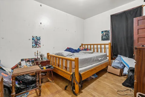 $299,000 | 518 East Lloyd Street, Unit 520, Milwaukee, WI 53212