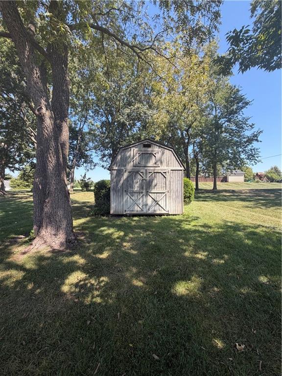 4135 Apple Ridge Road Sedalia, MO 65301 - Photo 8 of 57 Gallery Image 8