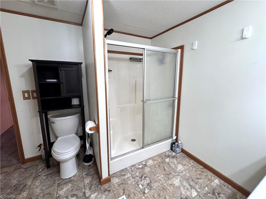 196 Guilford Road Harmony, NC 28634 - Photo 15 of 29