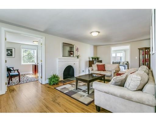10 Ledgewood Road Boston, MA 02132 - Photo 5 of 18 Gallery Image 5
