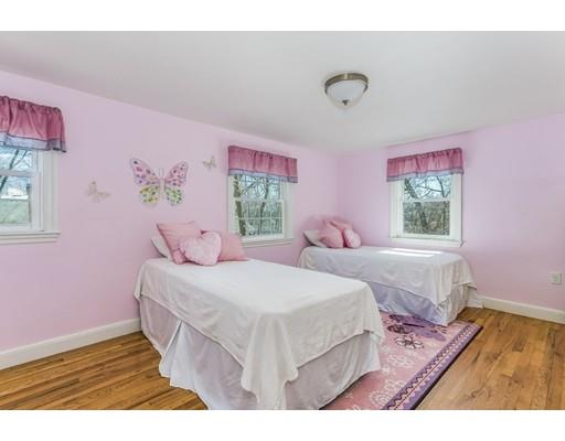 10 Ledgewood Road Boston, MA 02132 - Photo 10 of 18 Gallery Image 10