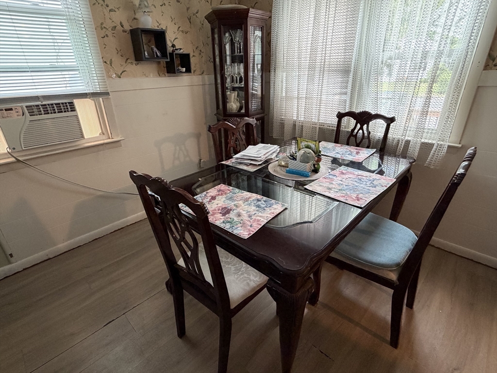 40 Aldrew Terrace Springfield, MA 01119 - Photo 5 of 12