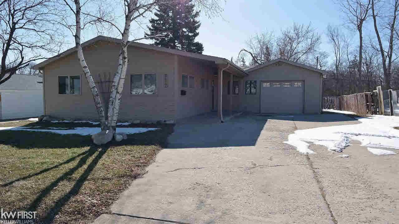 3617 Miller Road Flint, MI 48503 - Photo 2 of 26 21425305-1.JPG