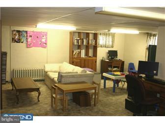 435 East Moyer Road Pottstown, PA 19464 - Photo 10 of 12 Family Room