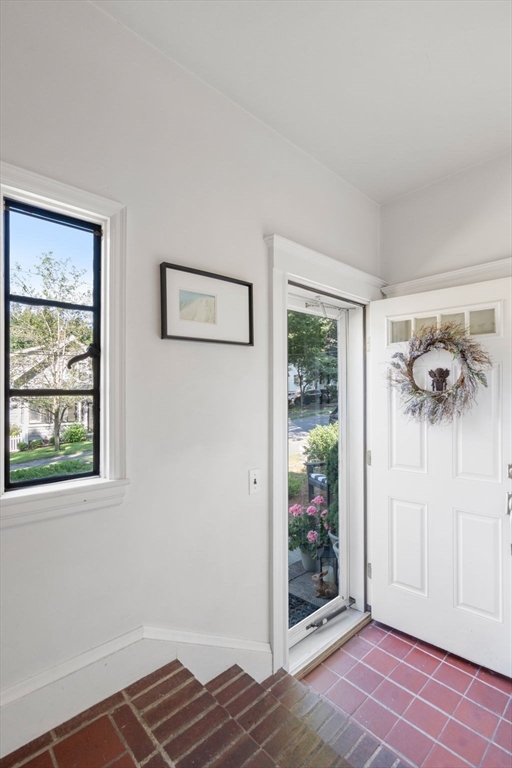 15 Hill Top Road Wellesley, MA 02482 - Photo 17 of 19 Gallery Image 17