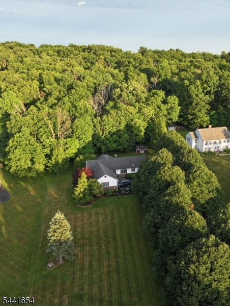 40 Dyer Road Wantage, NJ 07461 - Photo 3 of 41