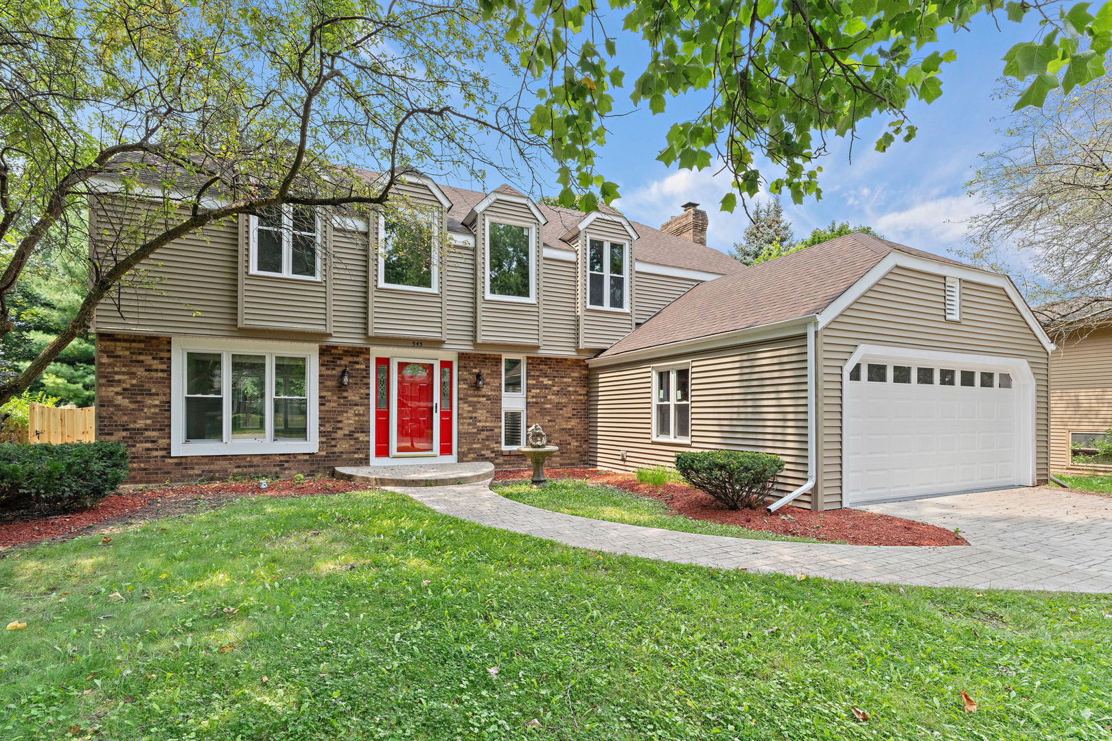 545 Republic Road Batavia, IL 60510 - Photo 2 of 28 Gallery Image 2