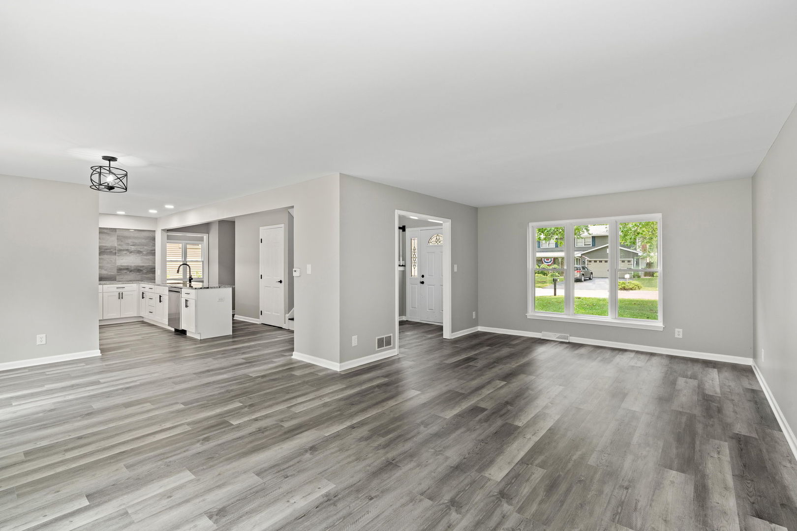 545 Republic Road Batavia, IL 60510 - Photo 8 of 28 Gallery Image 8