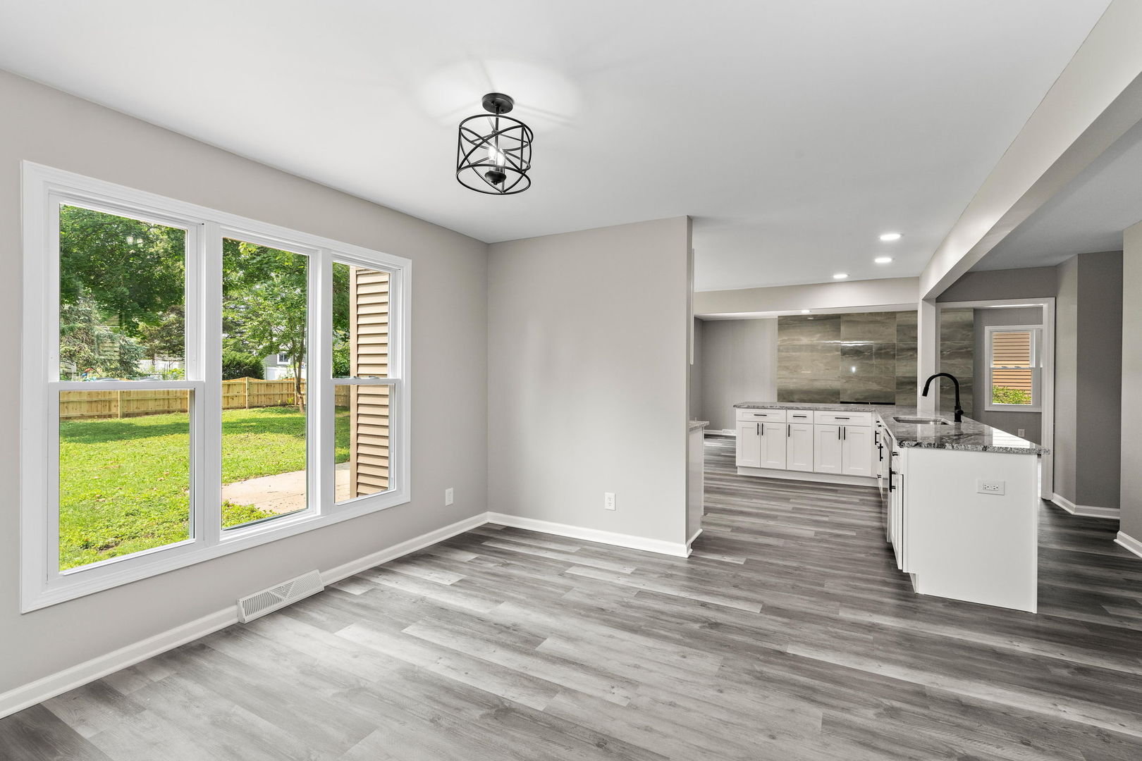 545 Republic Road Batavia, IL 60510 - Photo 9 of 28 Gallery Image 9