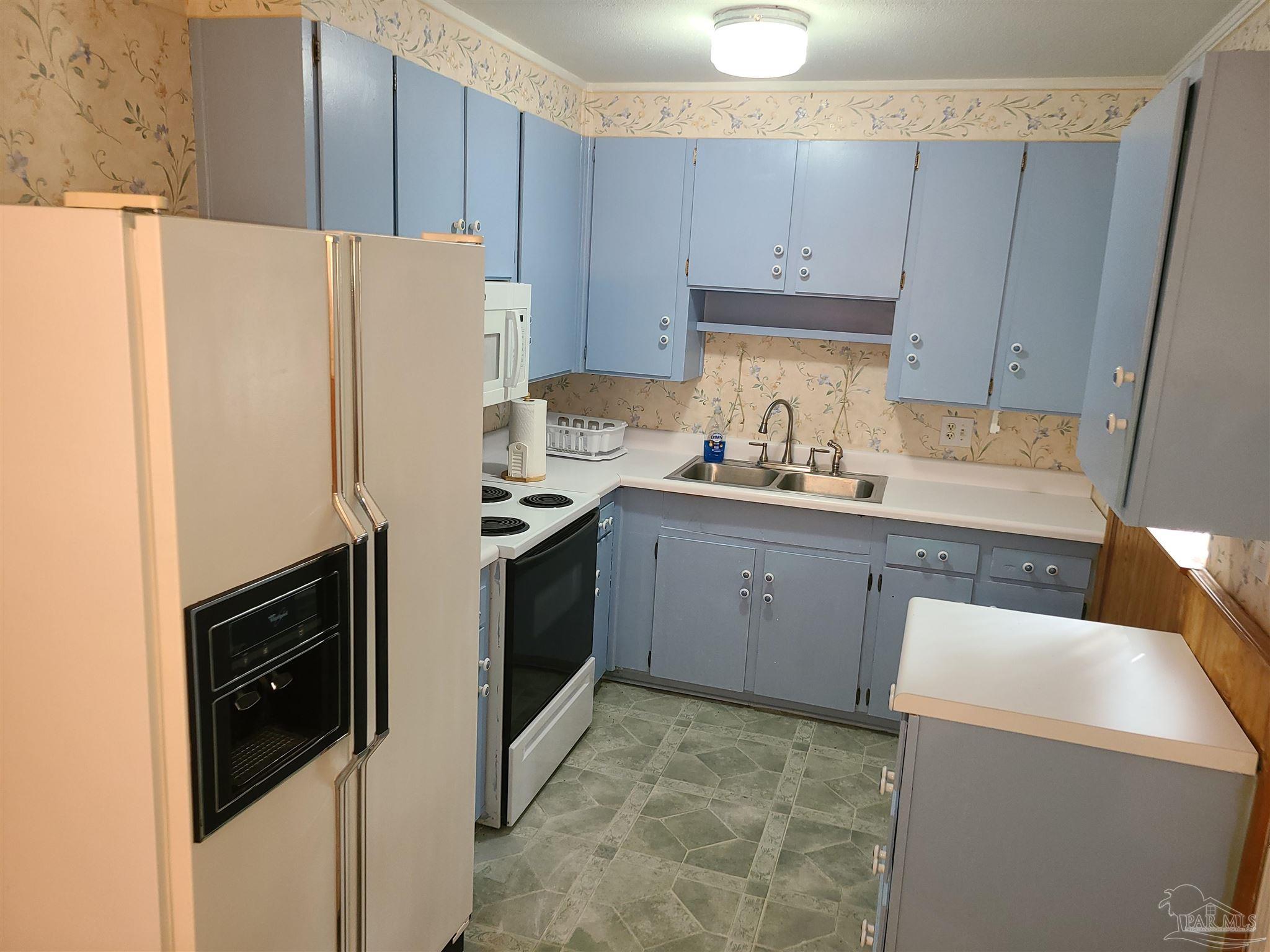 3 West Pinestead Road Pensacola, FL 32503 - Photo 6 of 16 Gallery Image 6