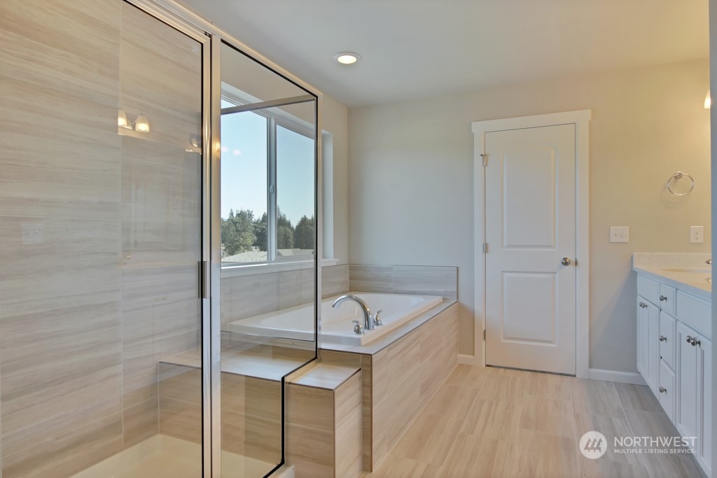 10535 Treasure Drive Northwest, Unit 132 Silverdale, WA 98383 - Photo 18 of 26