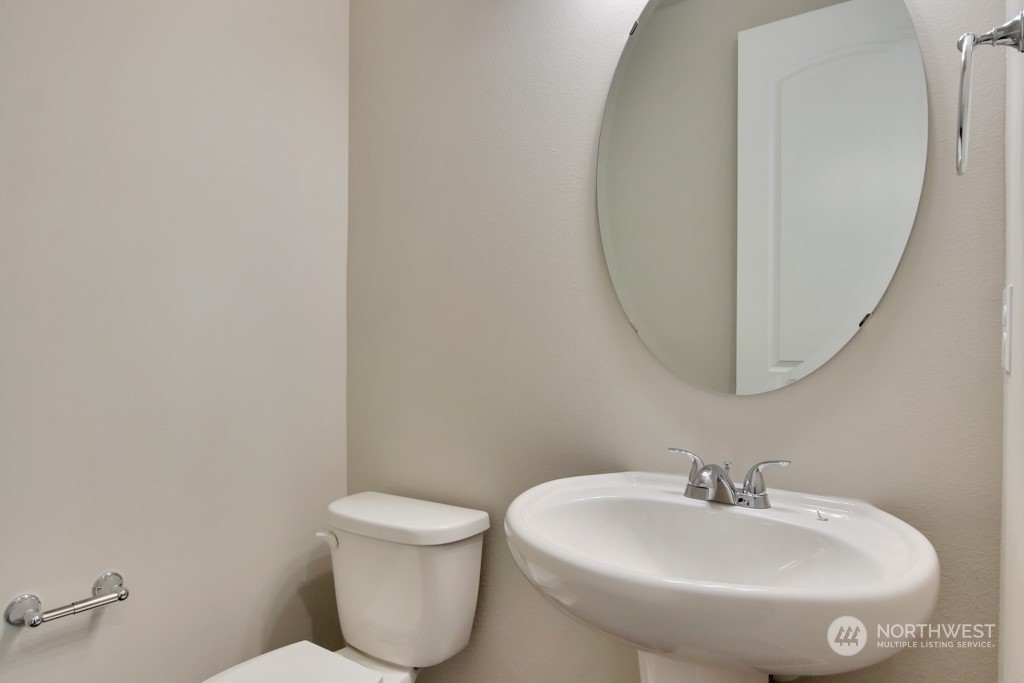 10535 Treasure Drive Northwest, Unit 132 Silverdale, WA 98383 - Photo 4 of 26