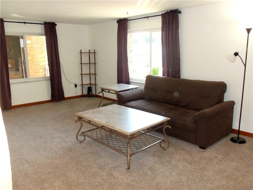 43 Coppola Road Cecil, PA 15321 - Photo 4 of 25