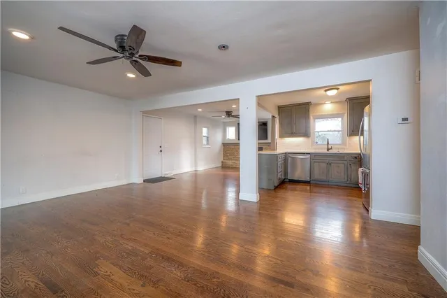 $325,000 | 5841 Blackhoof Trail, Merriam, KS 66203