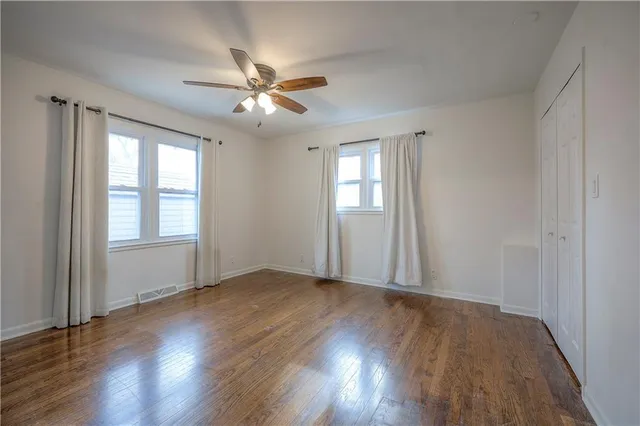 $325,000 | 5841 Blackhoof Trail, Merriam, KS 66203