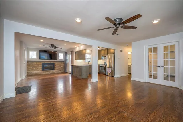 $325,000 | 5841 Blackhoof Trail, Merriam, KS 66203