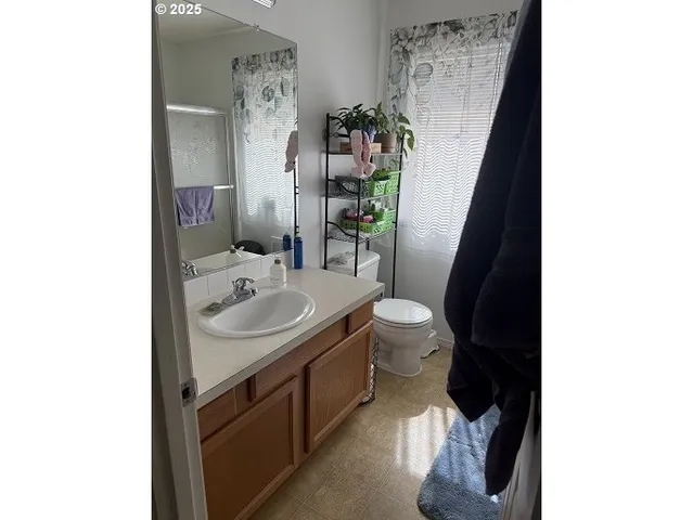 $199,950 | 217 Northeast 146th Avenue, Portland, OR 97230