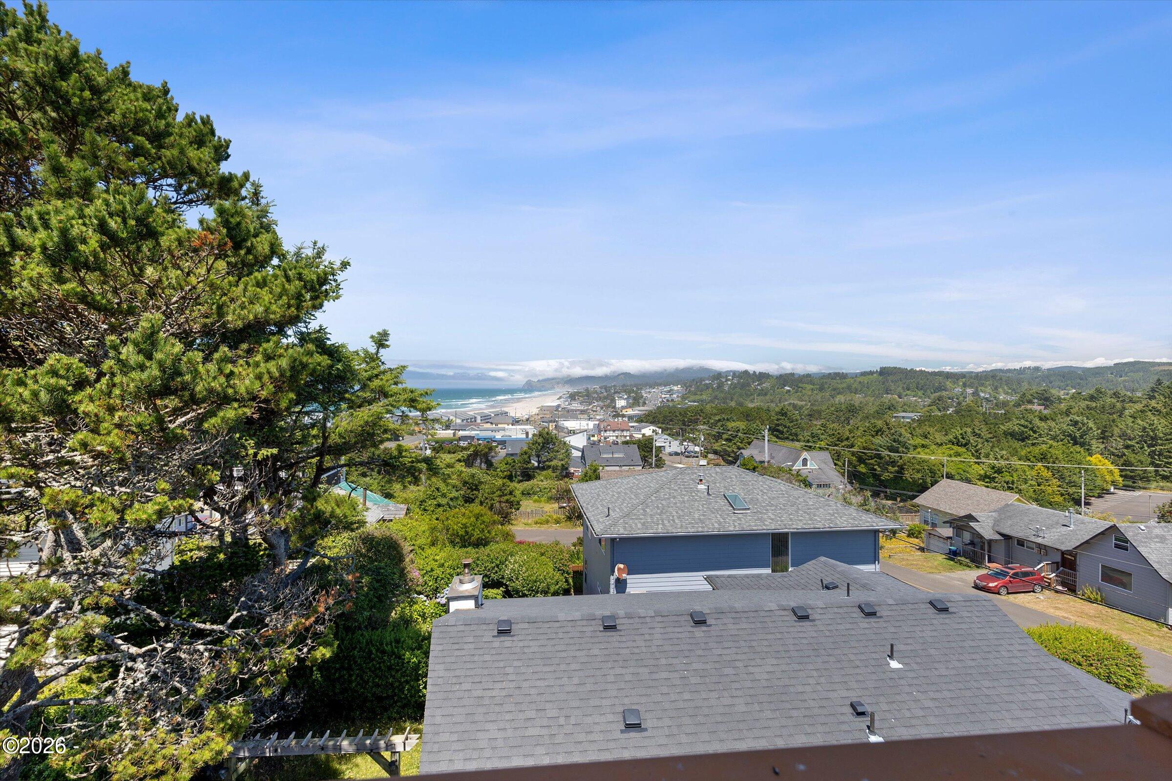 935 Southwest 7th Street Lincoln City, OR 97367 - Photo 37 of 50