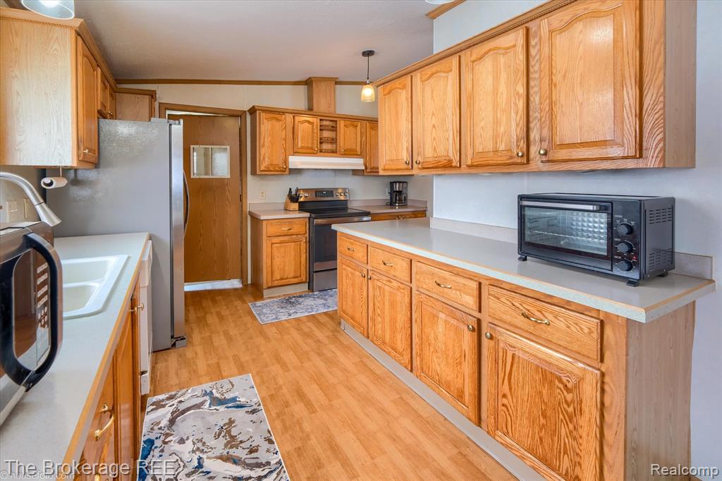 8247 Center Road Mount Morris, MI 48458 - Photo 19 of 46