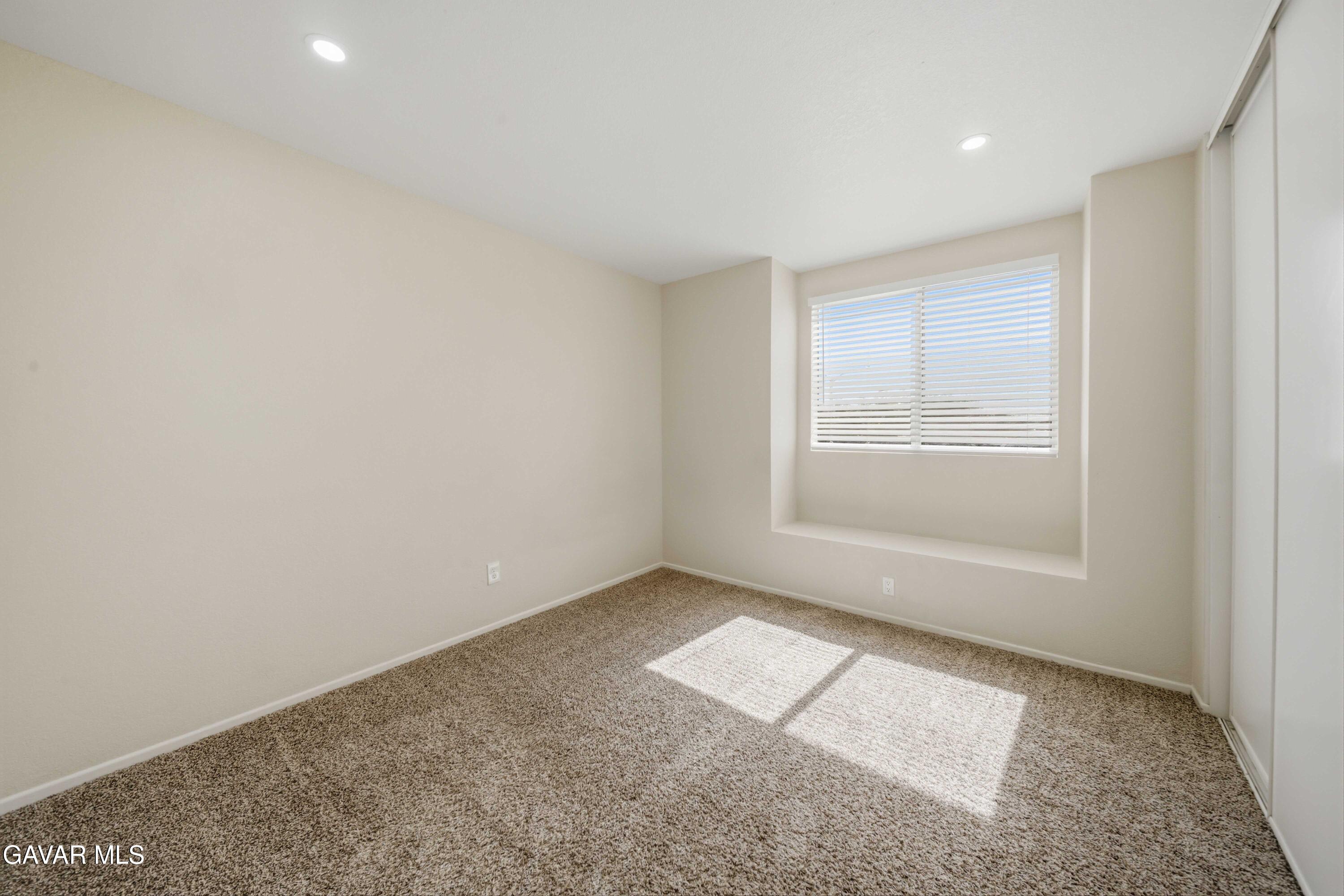 43753 Rialto Drive Lancaster, CA 93535 - Photo 18 of 38 43753 Rialto Dr Lancaster-20