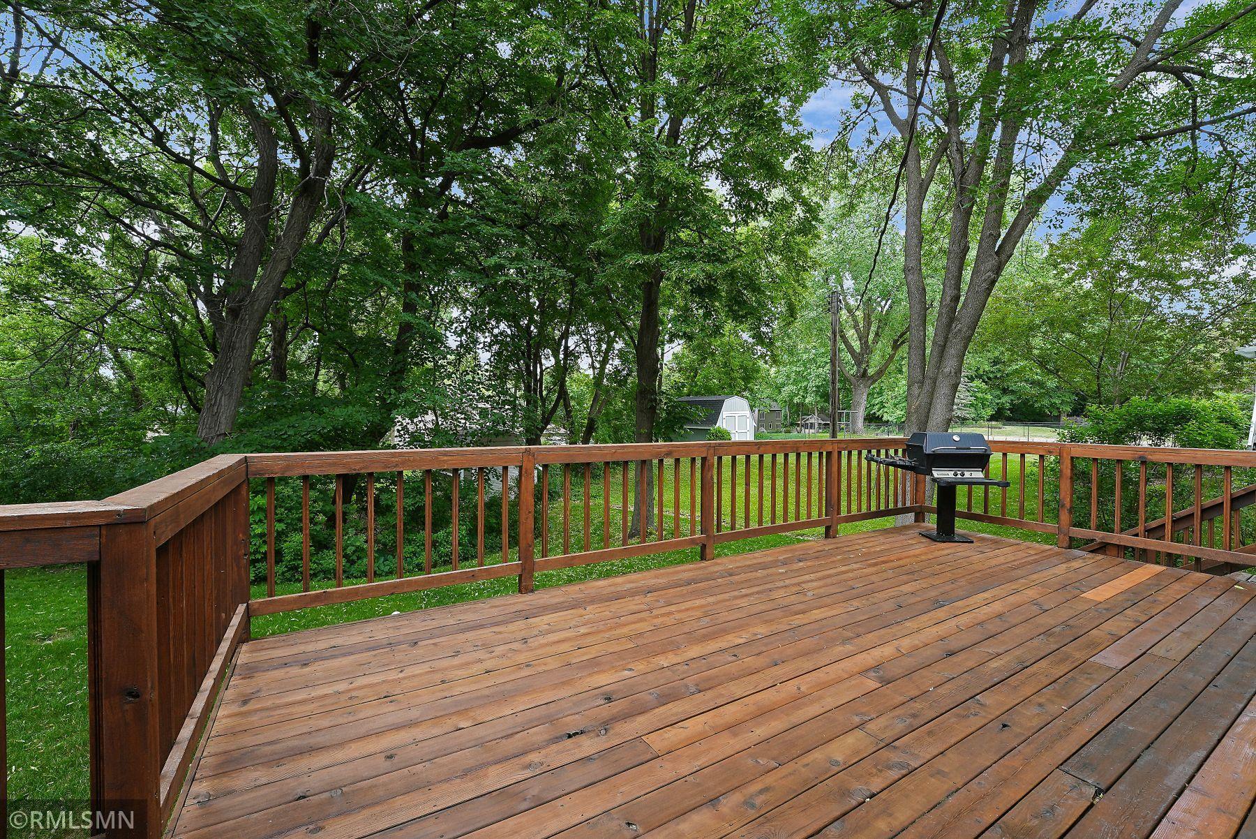 16860 North Manor Road Eden Prairie, MN 55346 - Photo 11 of 40 Gallery Image 11