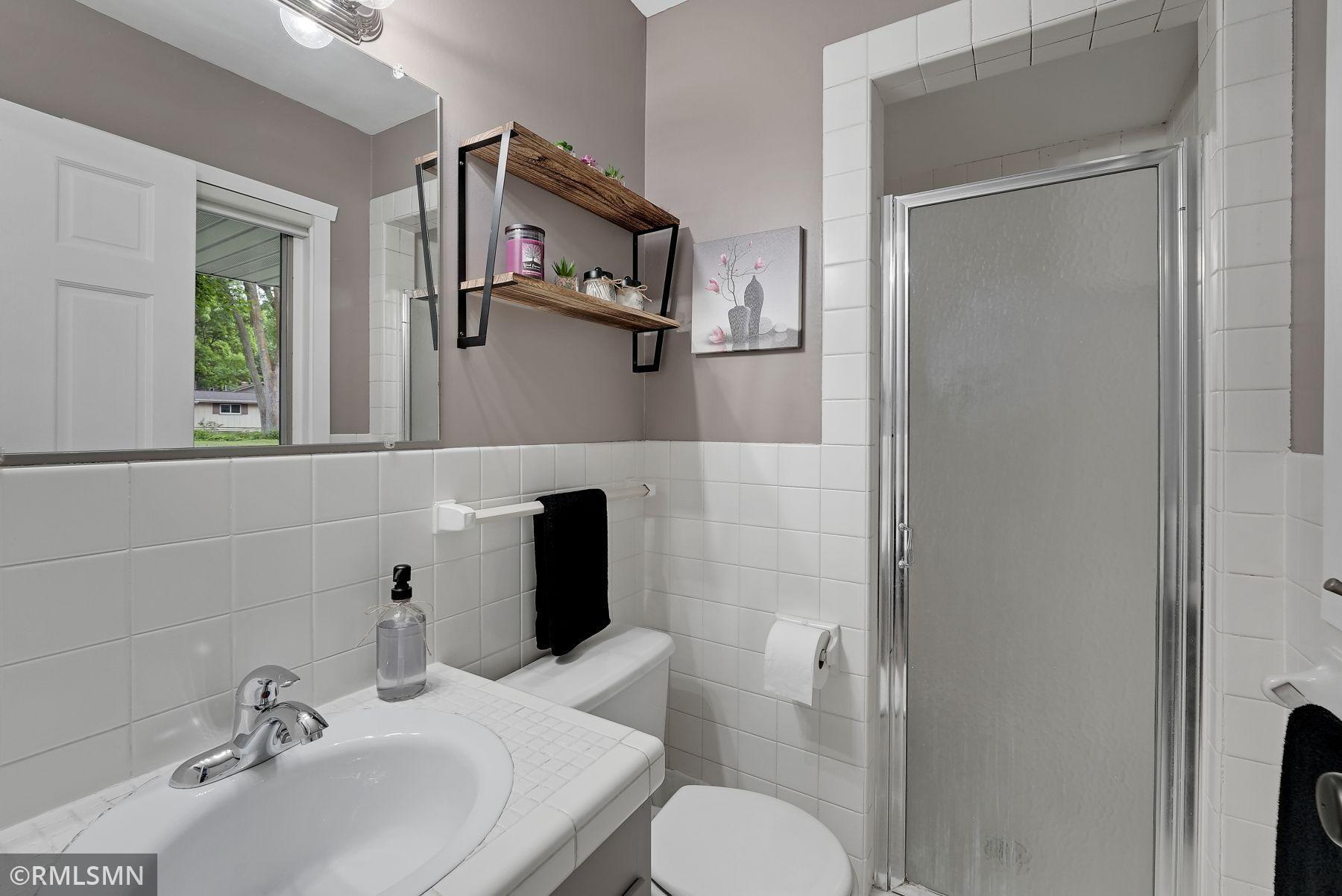 16860 North Manor Road Eden Prairie, MN 55346 - Photo 14 of 40 Gallery Image 14