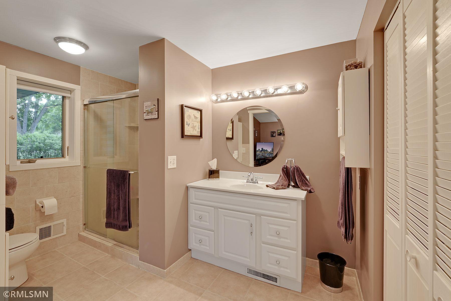 16860 North Manor Road Eden Prairie, MN 55346 - Photo 18 of 40 Gallery Image 18