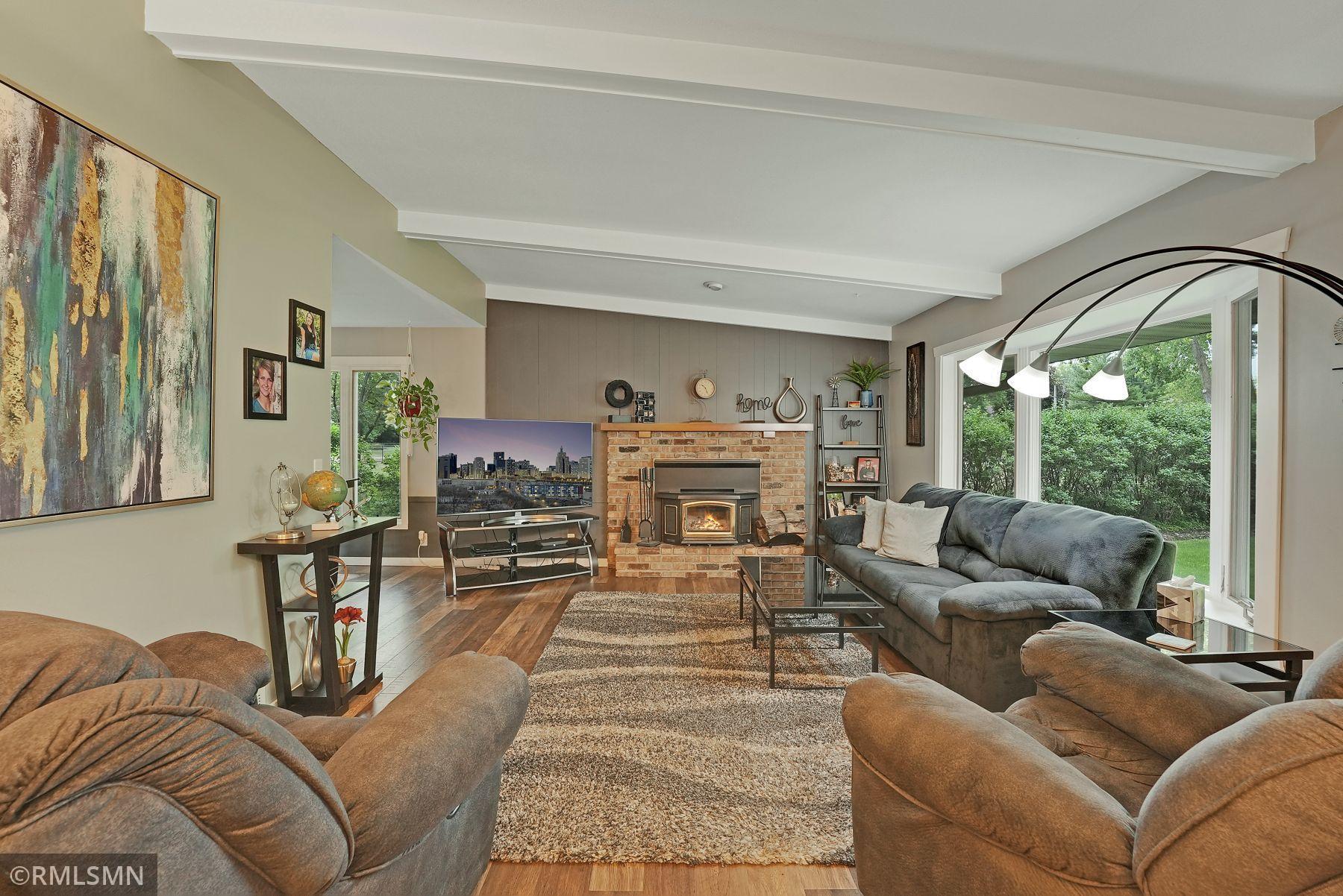 16860 North Manor Road Eden Prairie, MN 55346 - Photo 3 of 40 Gallery Image 3