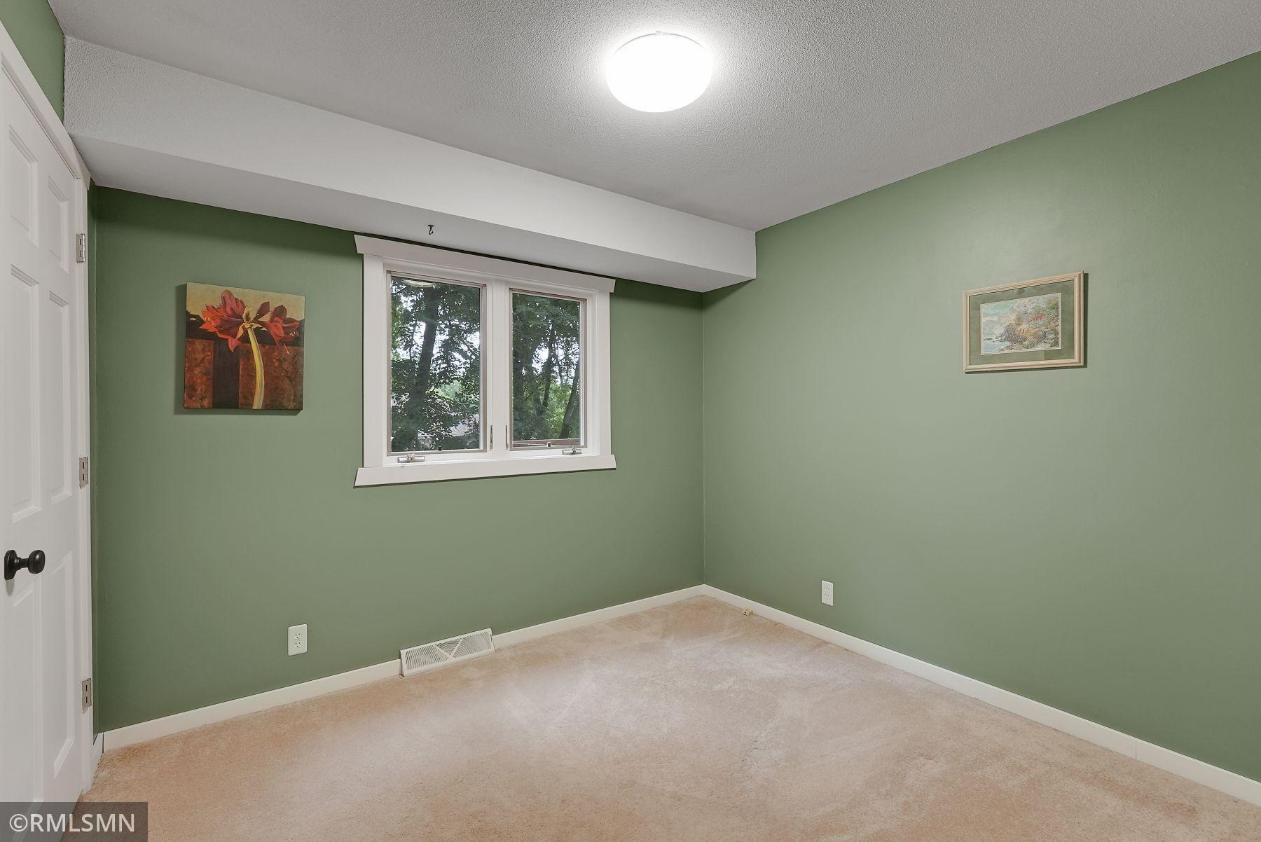 16860 North Manor Road Eden Prairie, MN 55346 - Photo 21 of 40 Gallery Image 21