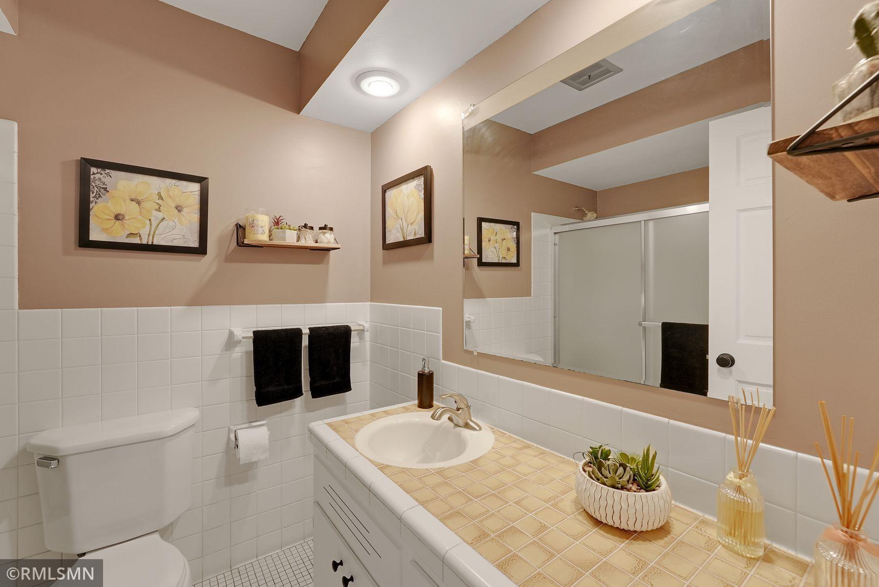 16860 North Manor Road Eden Prairie, MN 55346 - Photo 23 of 40 Gallery Image 23