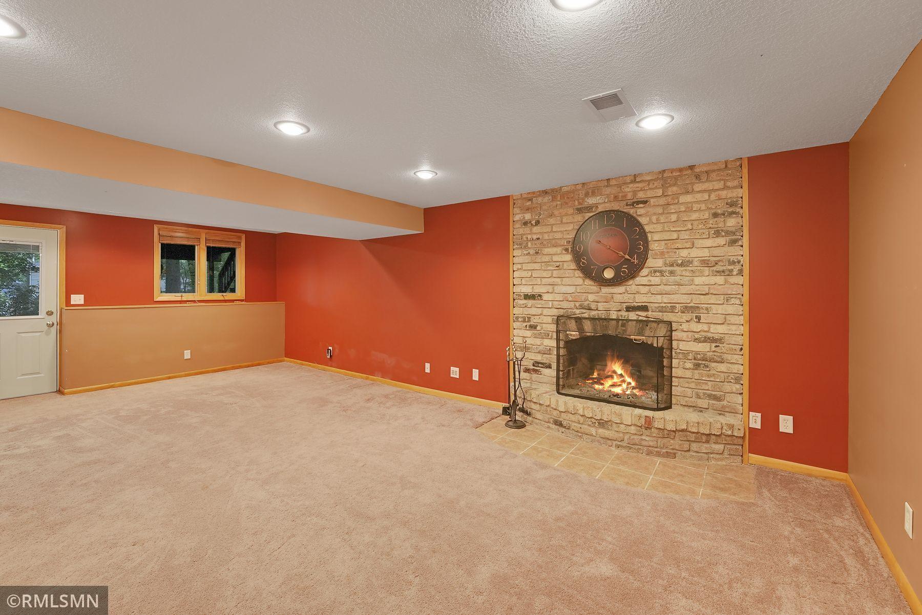 16860 North Manor Road Eden Prairie, MN 55346 - Photo 24 of 40 Gallery Image 24