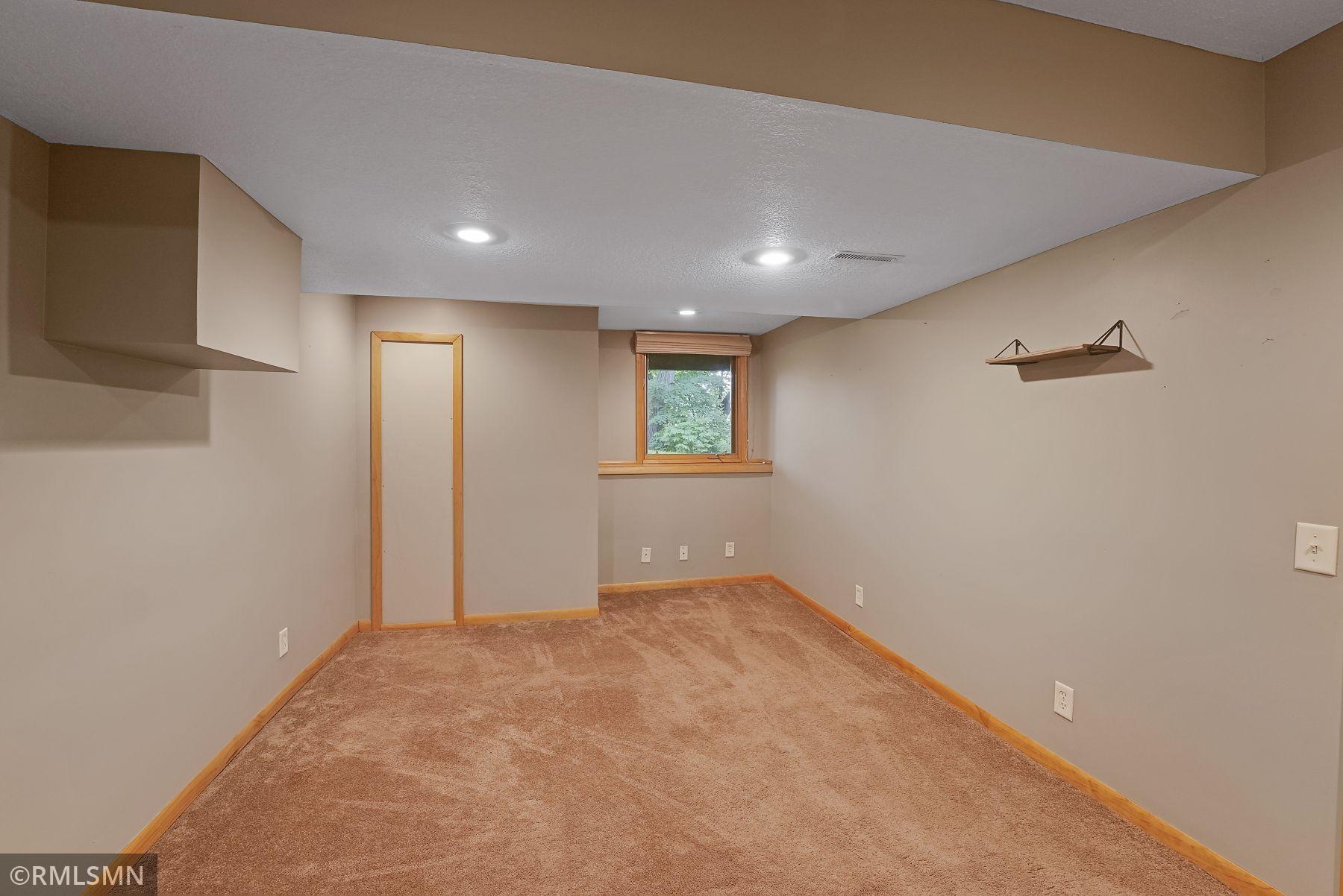 16860 North Manor Road Eden Prairie, MN 55346 - Photo 27 of 40 Gallery Image 27