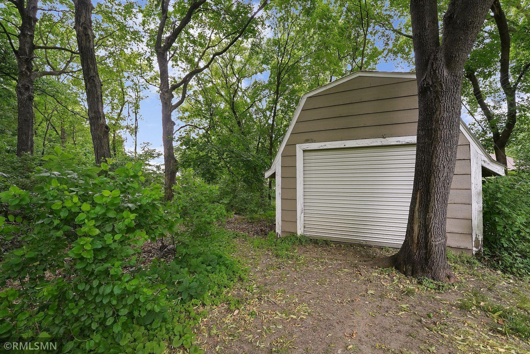 16860 North Manor Road Eden Prairie, MN 55346 - Photo 38 of 40 Gallery Image 38