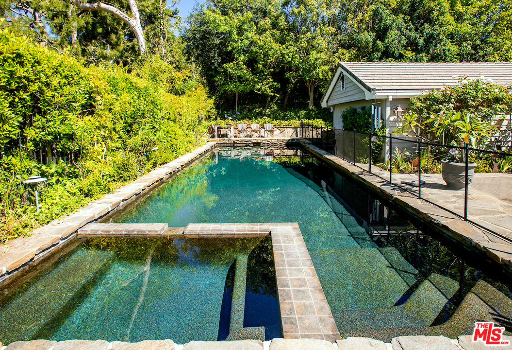 3291 Hutton Drive Beverly Hills, CA 90210 - Photo 6 of 8