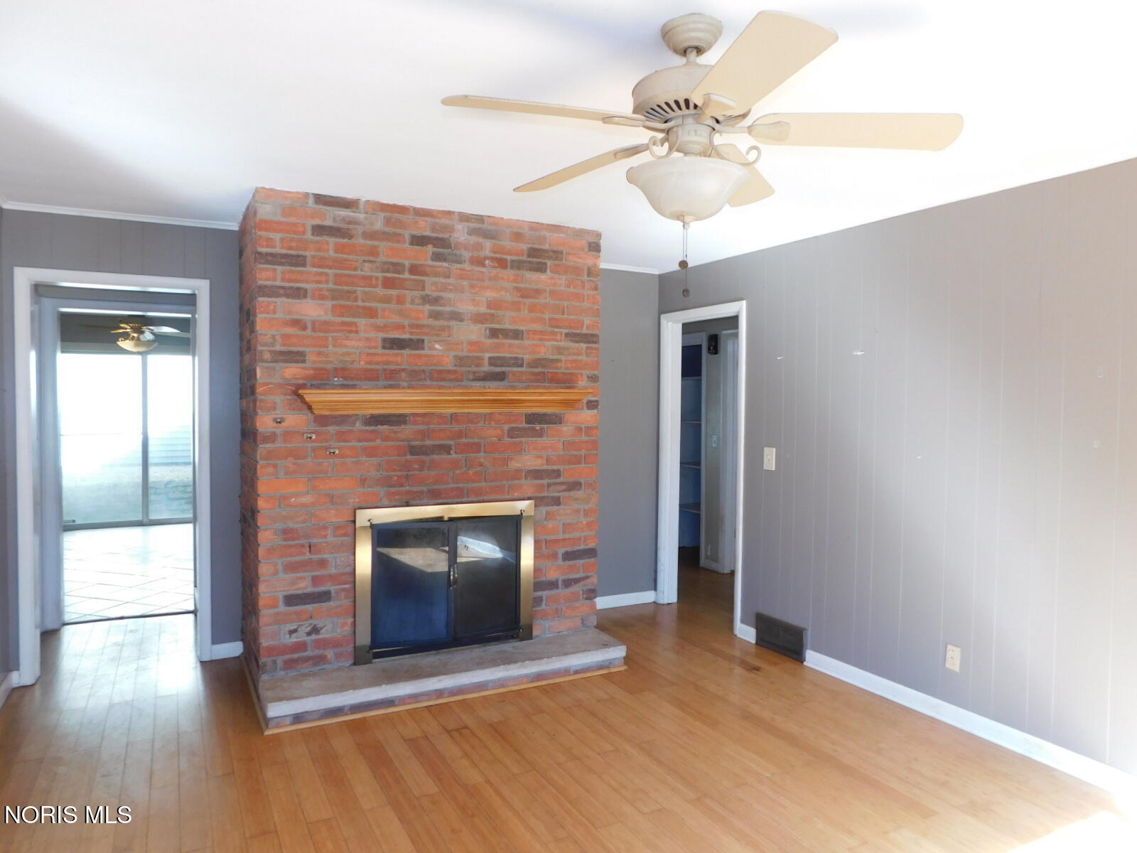 2702 Goddard Road Toledo, OH 43606 - Photo 14 of 23 DSCN2865