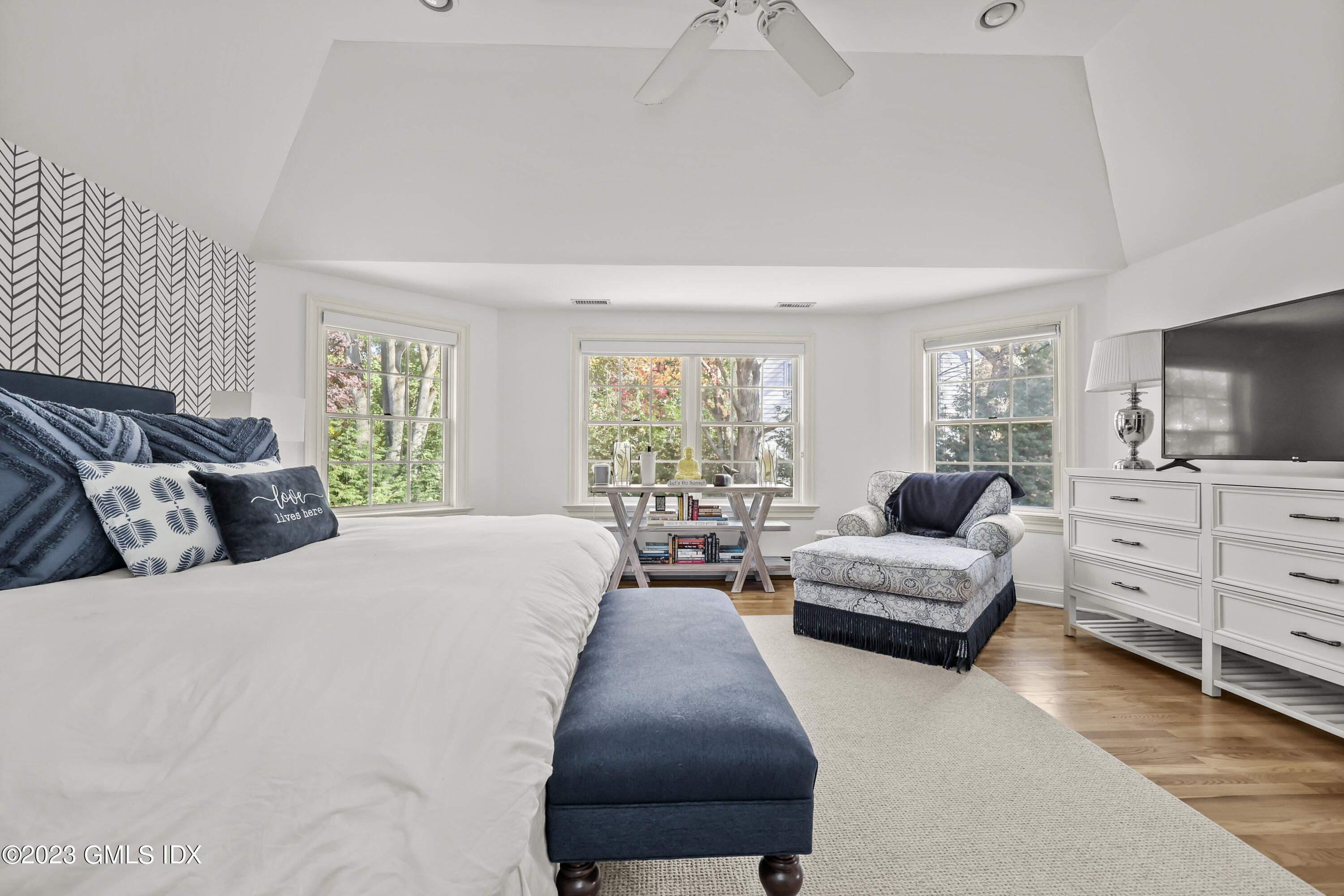 14 Rainbow Drive Riverside, CT 06878 - Photo 16 of 29 a living room with furniture and a flat screen tv