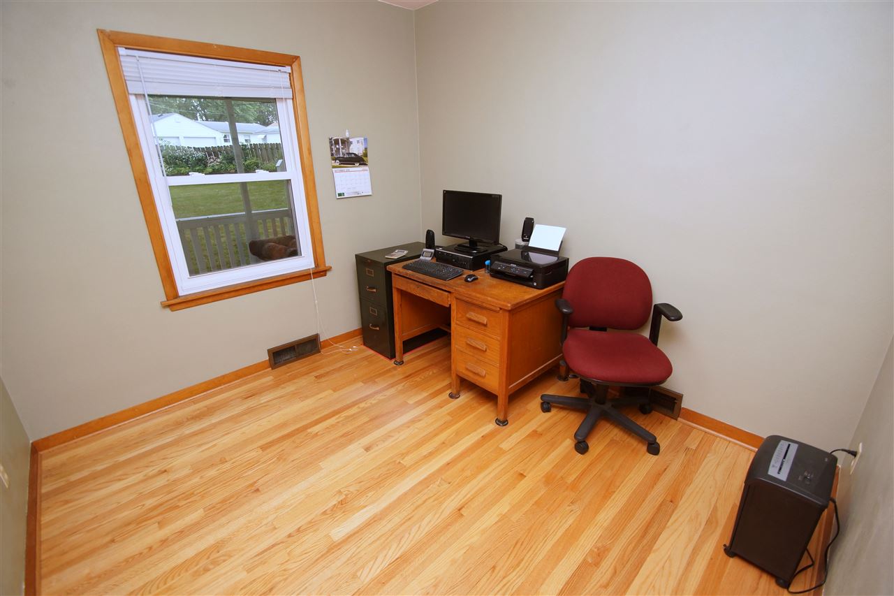 2853 Northhaven Road Davenport, IA 52804 - Photo 19 of 25 Gallery Image 19