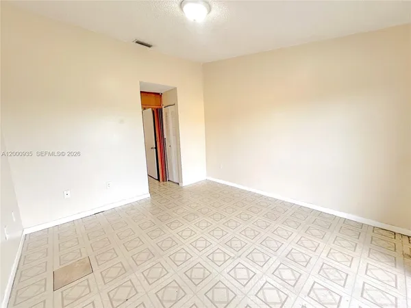 $2,200 | 5575 West 26th Court, Unit 203, Hialeah, FL 33016