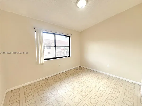 $2,200 | 5575 West 26th Court, Unit 203, Hialeah, FL 33016